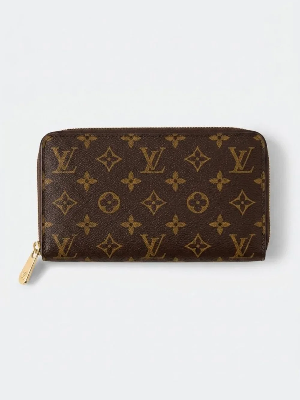Louis Vuitton Zippy Wallet - Iconic Monogram Model